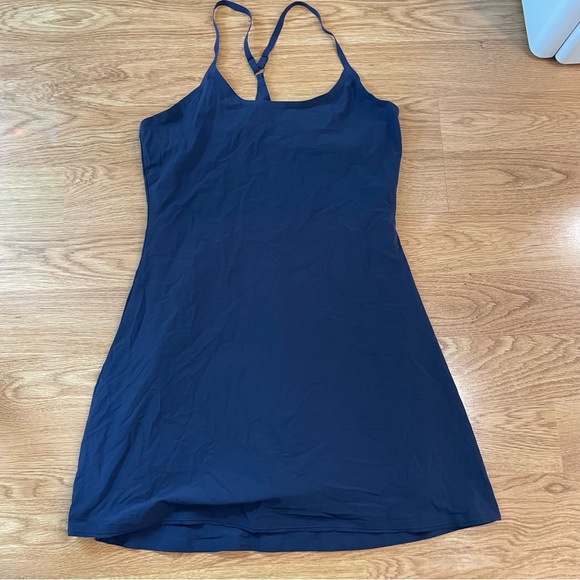 NWOT Outdoor Voices The Exercise Dress with Built In Shorts in Blue Size Large - Picture 4 of 9